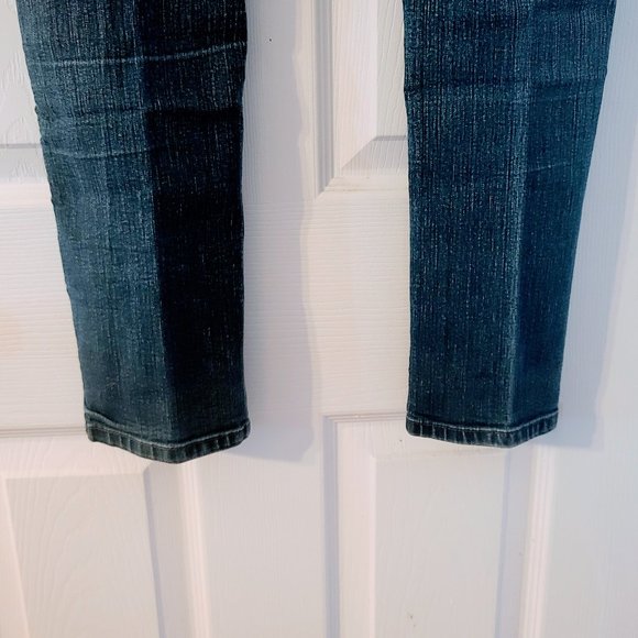Vintage Glo Skinny Jeans- So perfect! - Picture 9 of 12